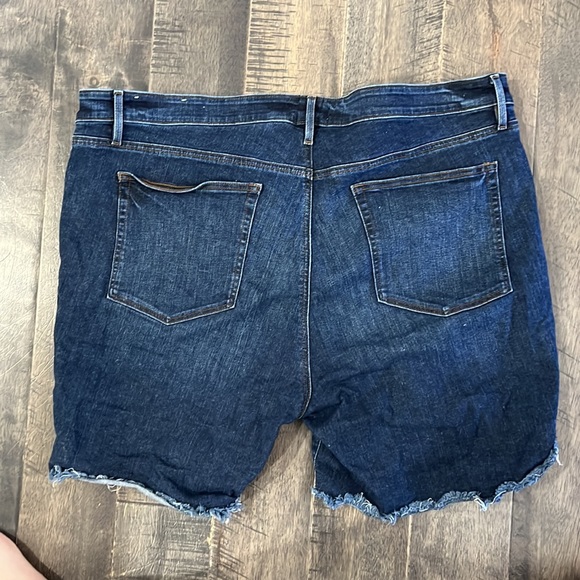 Loft plus Bermuda shorts - Picture 4 of 4